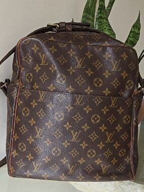 Louis Vuitton Brown Monogram Canvas Messenger Bag